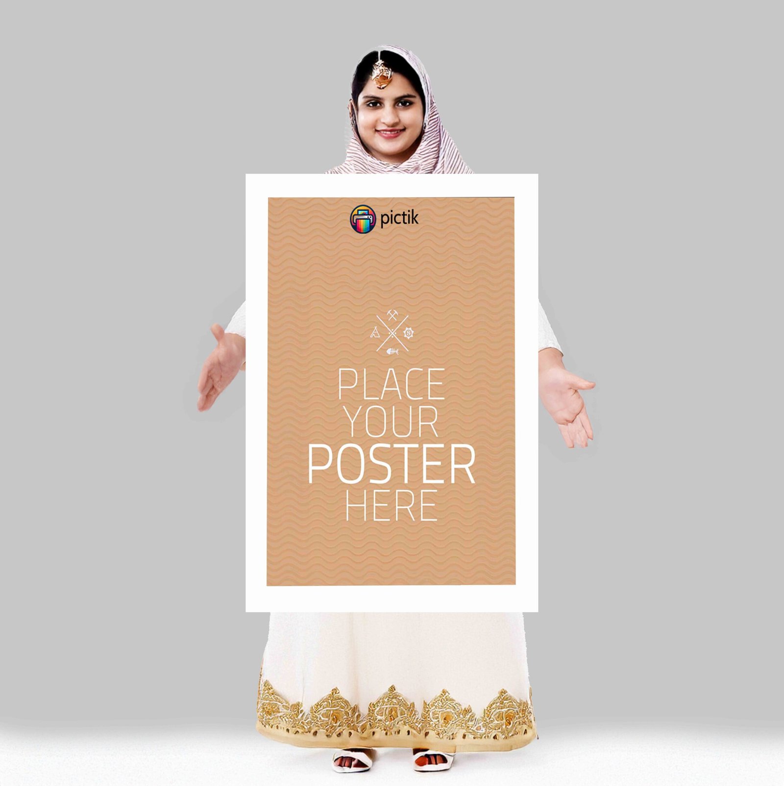 "20x30 custom photo print with frame from Pictik"